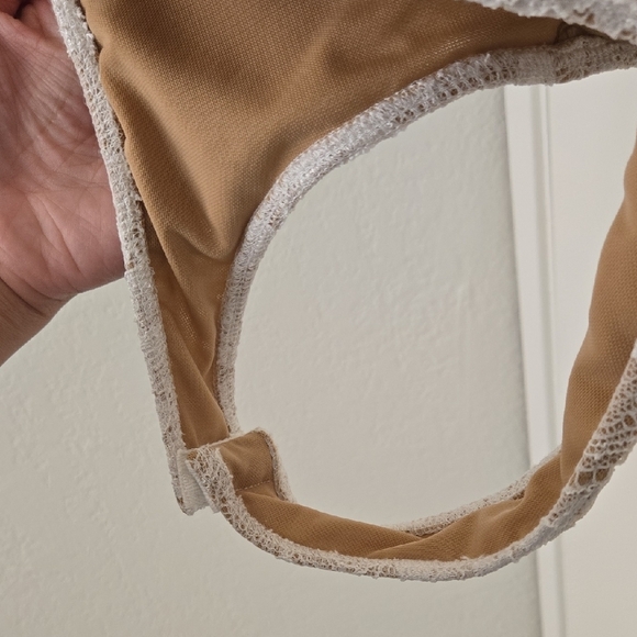 Lulu's Cream Lace Bodysuit - Picture 6 of 10